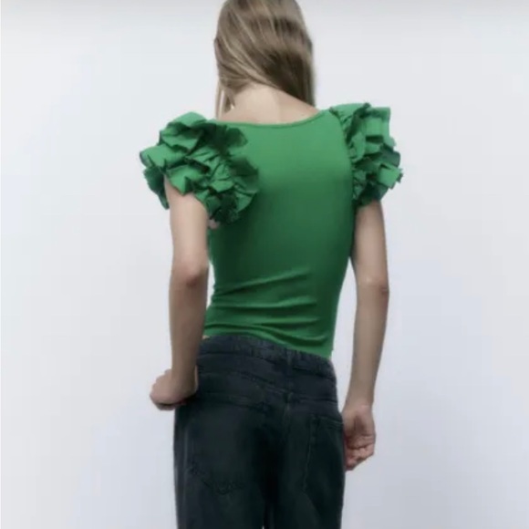 NWT ZARA BODYSUIT WITH RUFFLES SLEEVE - Picture 7 of 8